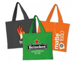 Ecobag /Sacola em TNT Personalizada Diversas Cores e Modelos 